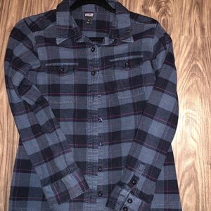 Patagonia size 6 Fjord Flannel